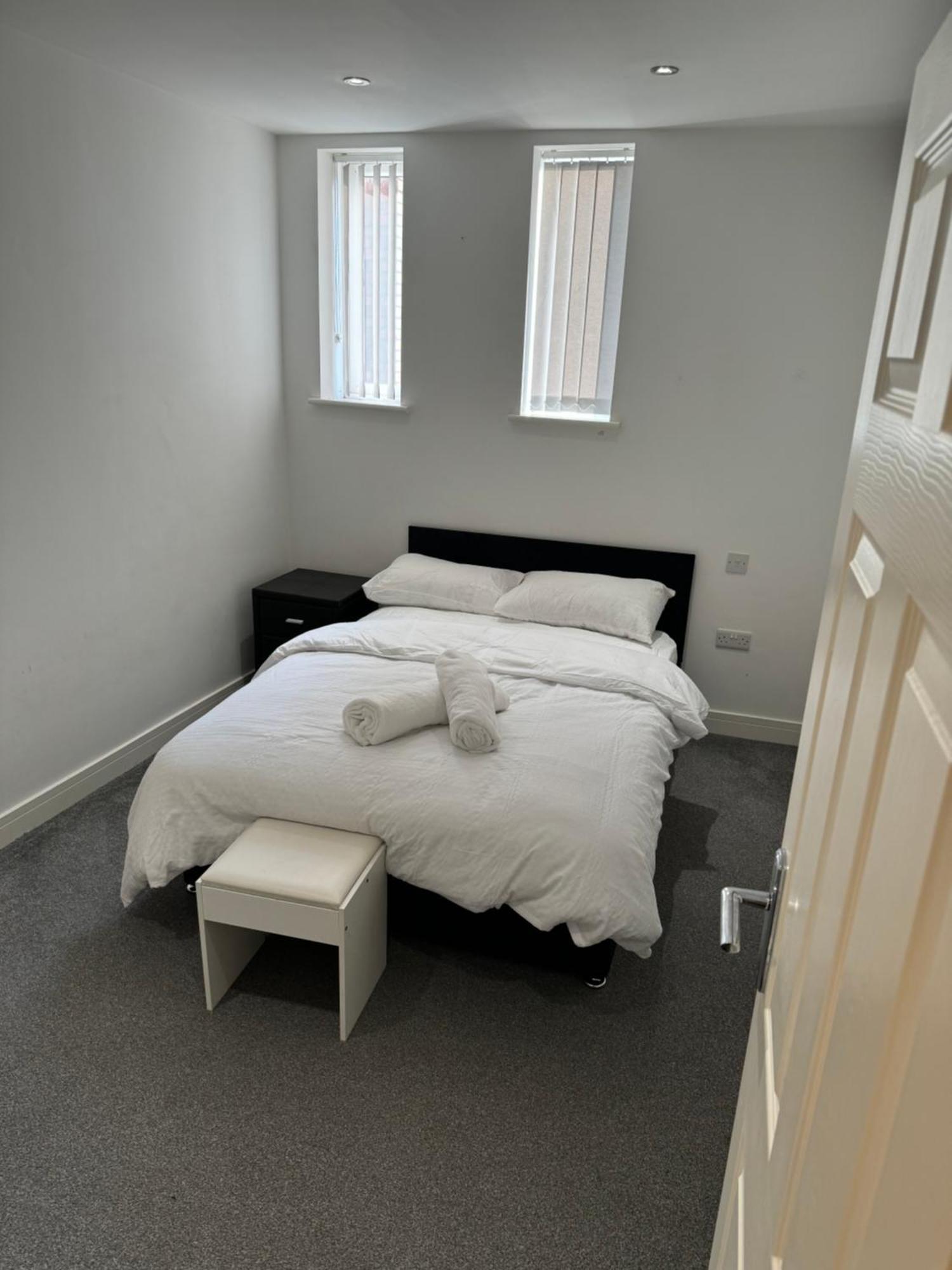 2 Bedroom Apartment In Doncaster City Centre Экстерьер фото